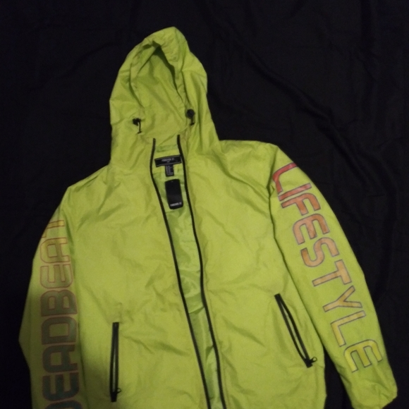 Windbreaker hooded jacket - Picture 2 of 5